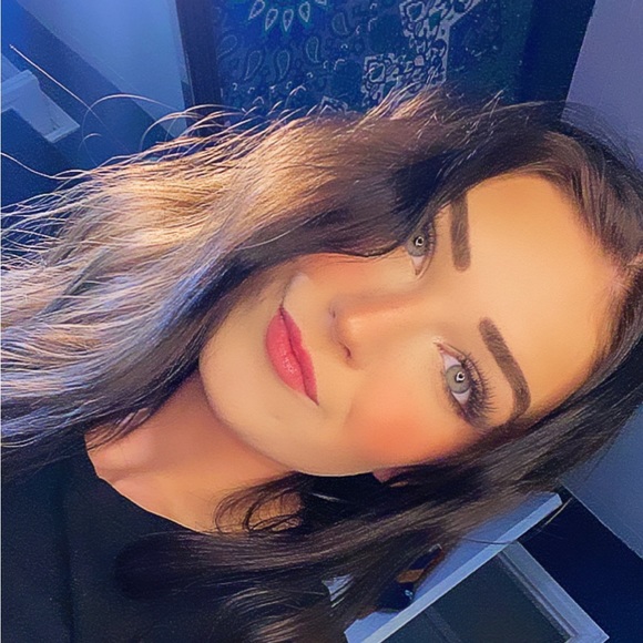ashleekervinn